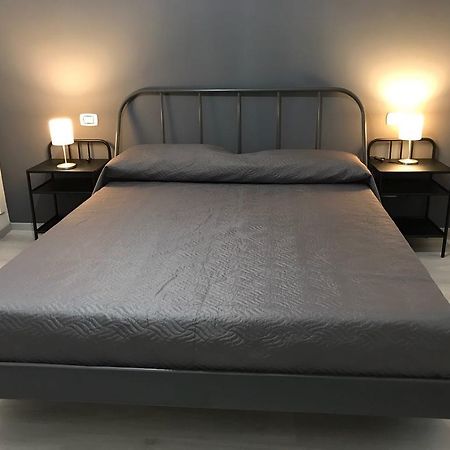 Sensation House Bed and Breakfast Rom Exteriör bild
